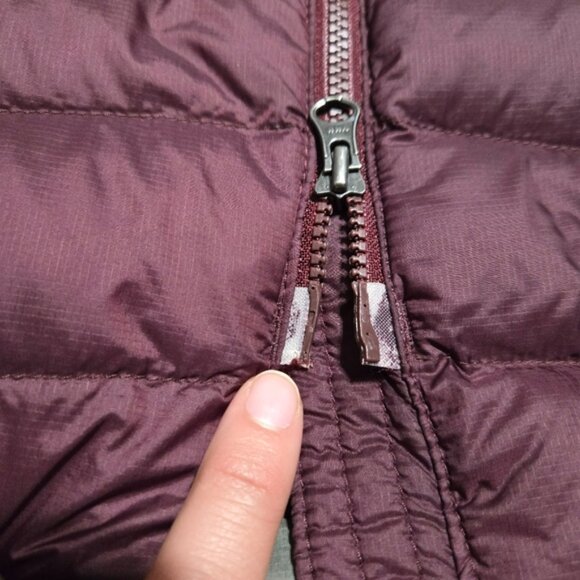 L.LBean Women's Ultralight 850 Down Hooded Coat Three Quarter Length Dark Plum L - Picture 6 of 16